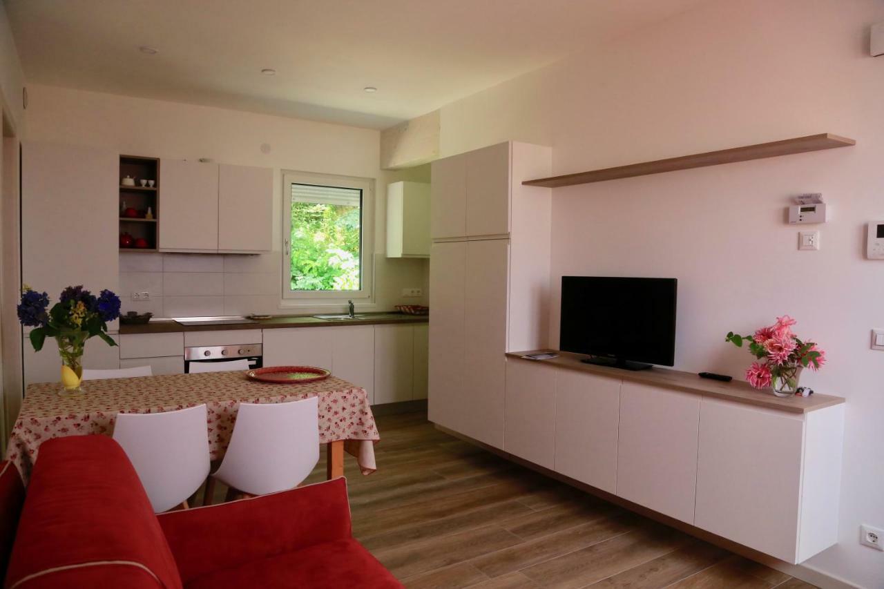 Casa Vacanze Como Brunate Eksteriør billede