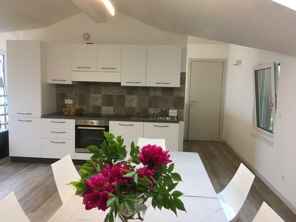 Casa Vacanze Como Brunate Eksteriør billede